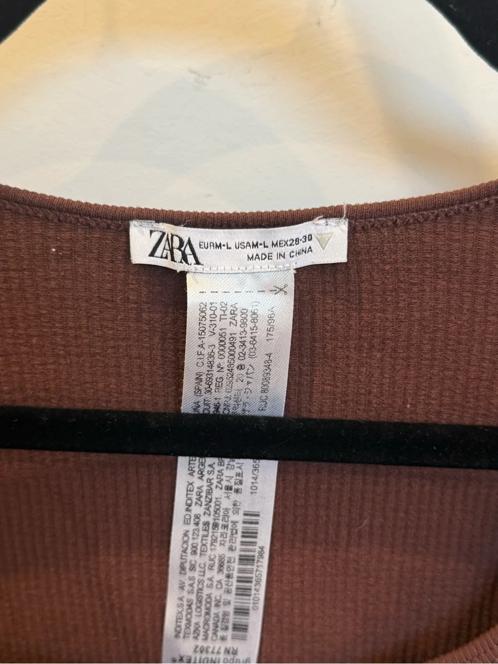 Zara Ribbed Scoop-Neck Long Sleeve Crop Top - Brown